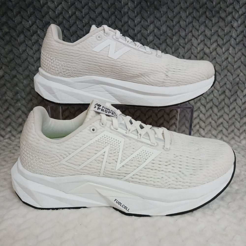 New Balance FuelCell Propel v5 White Black Women's Walking Running Shoes Sz 8.5